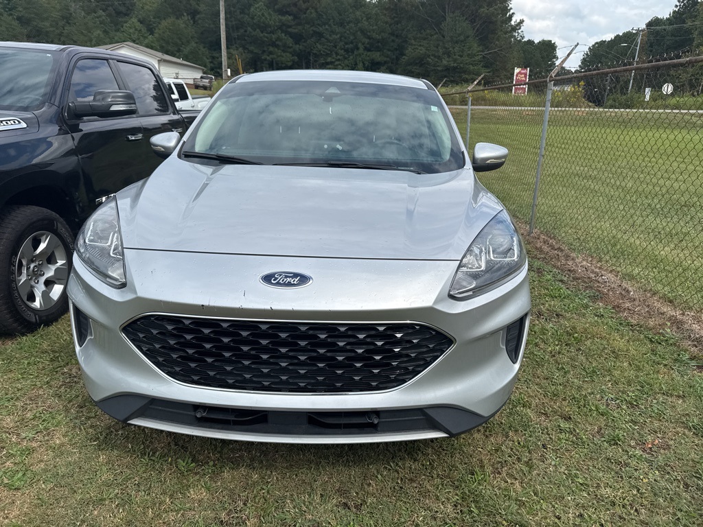 2020 Ford Escape SE photo 2