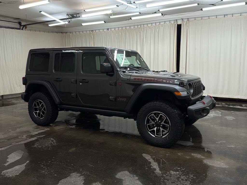 2025 Jeep Wrangler Rubicon photo 4