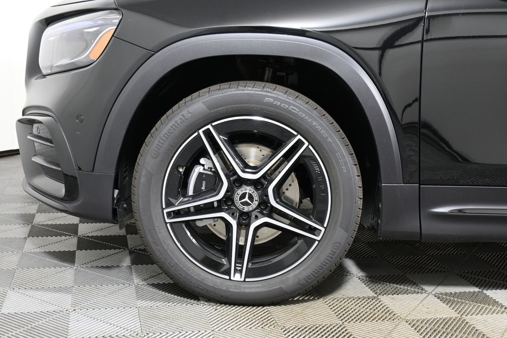 2025 Mercedes Benz GLB 250 4MATIC photo 8