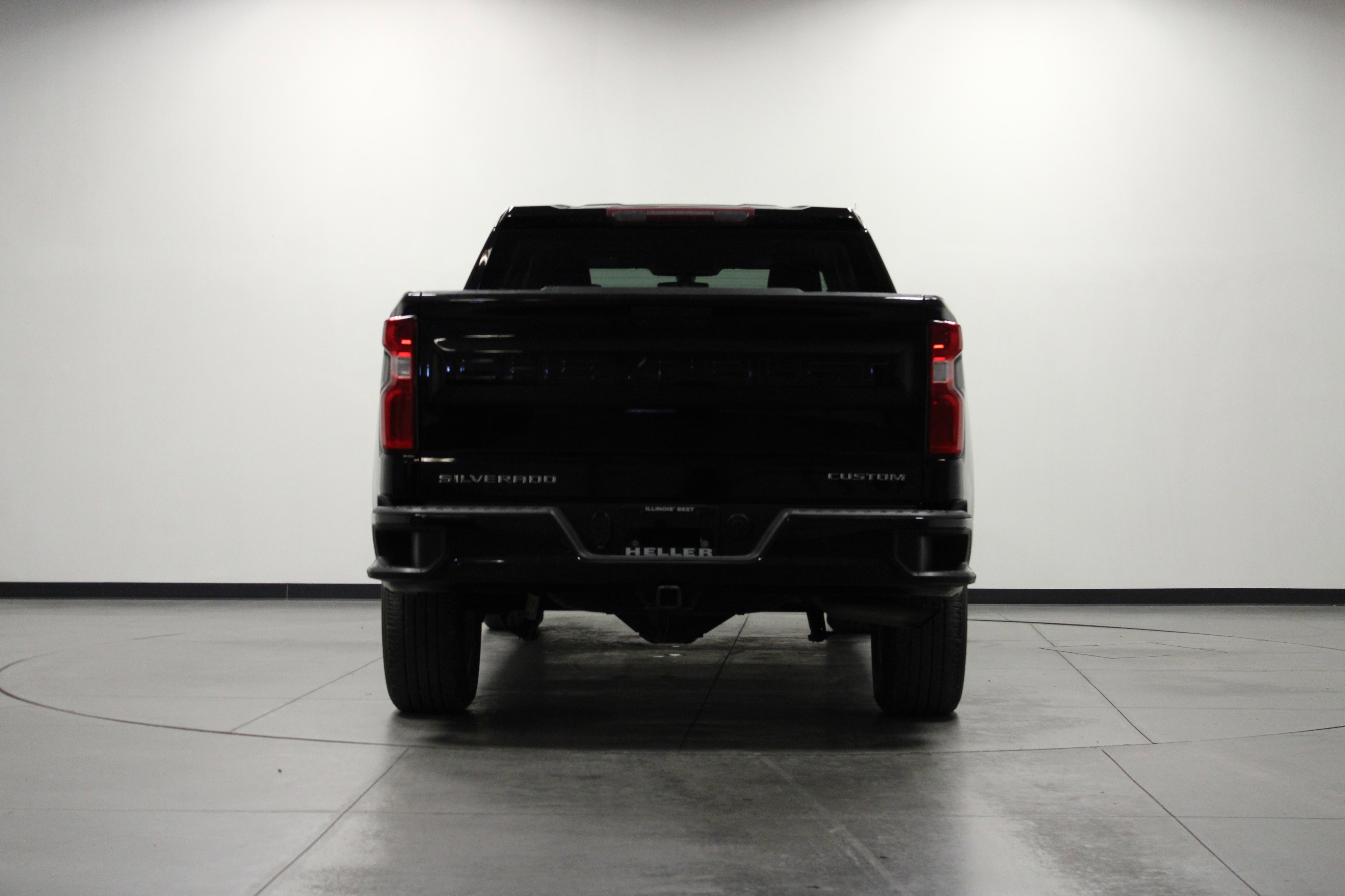 2021 Chevrolet Silverado 1500 Custom photo 4