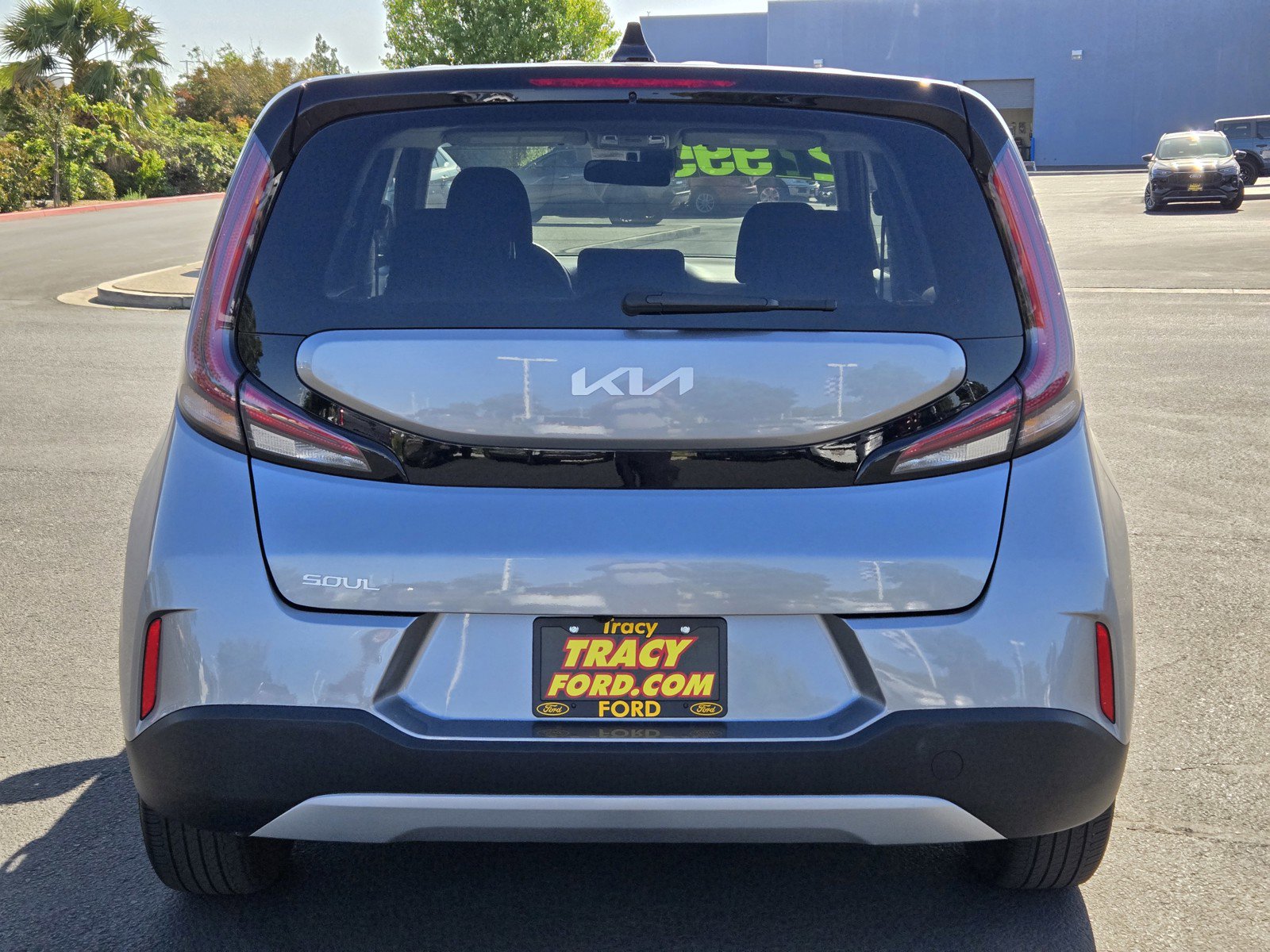 2024 Kia Soul LX photo 3