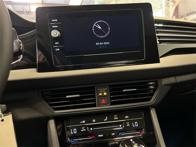 2025 Volkswagen Jetta 1.5T S photo 14