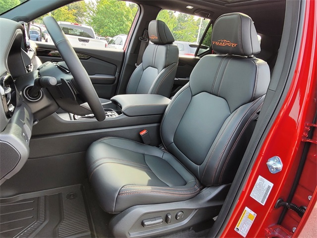 2025 Honda Pilot TrailSport photo 6