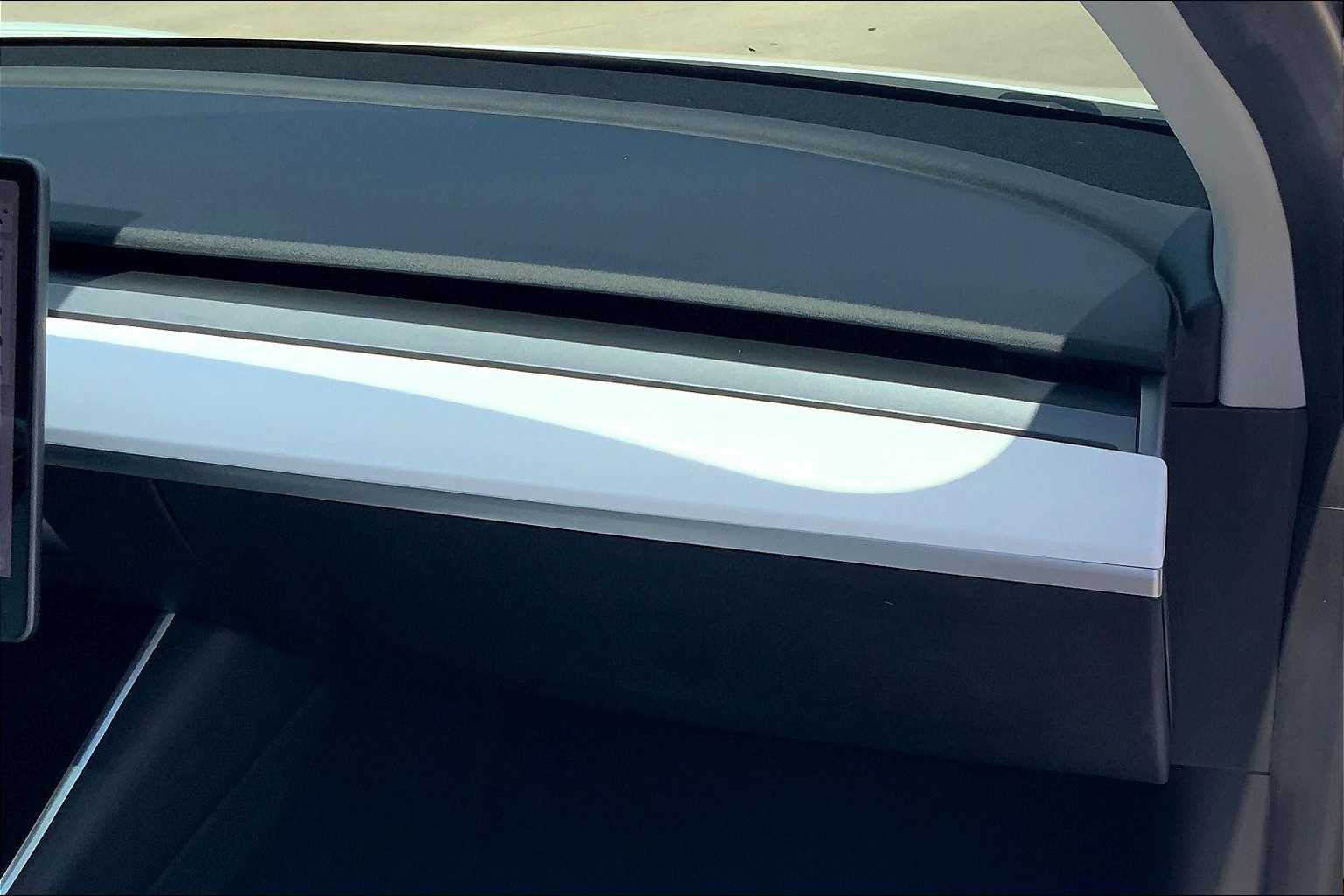 2019 Tesla Model 3 Standard Range photo 15