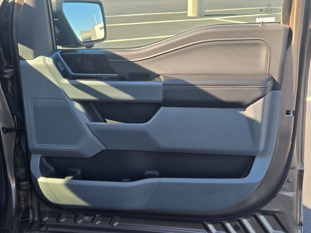 2022 Ford F-150 XLT photo 3