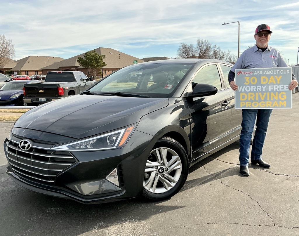 2020 Hyundai Elantra SEL's photo