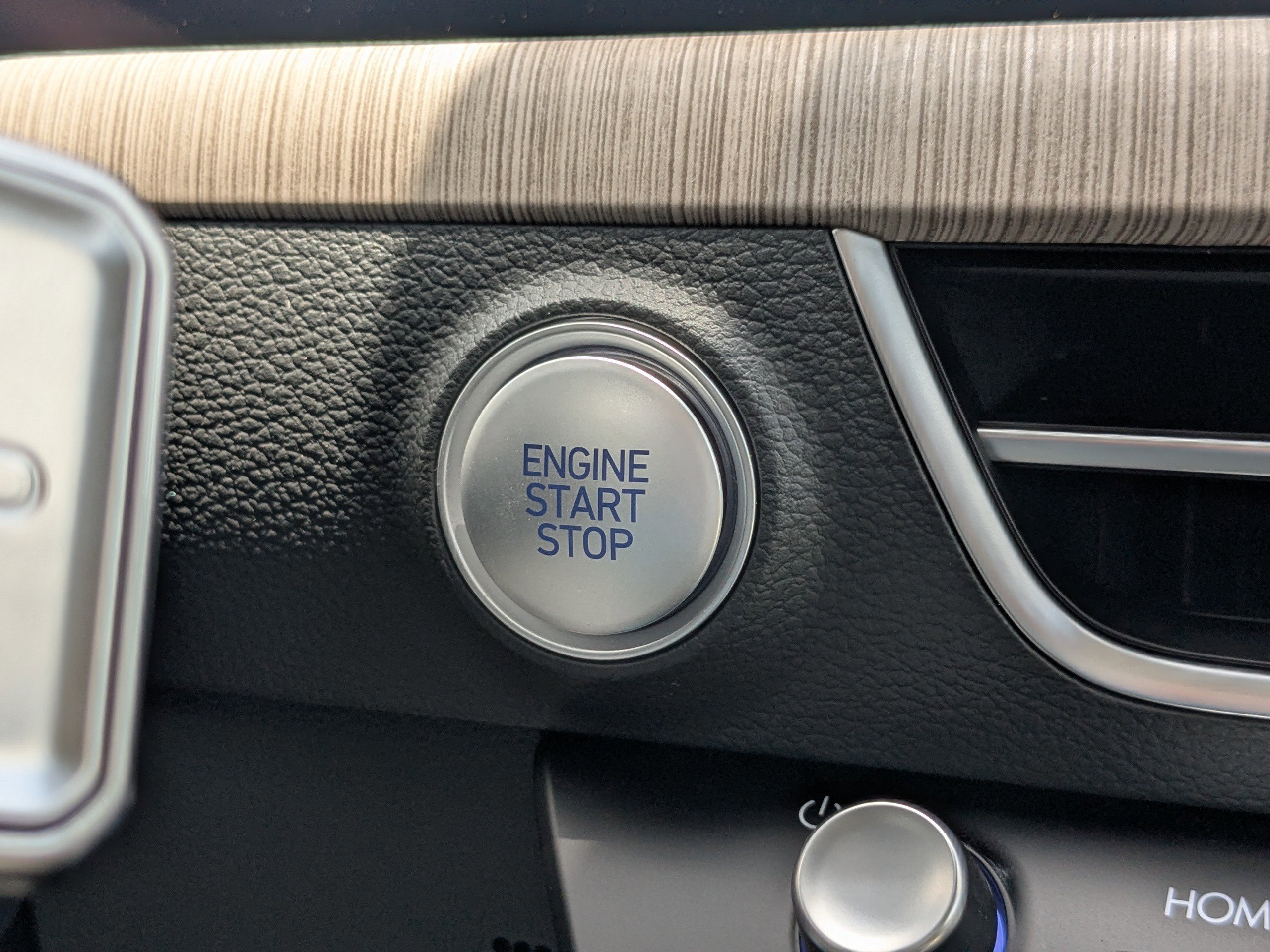 2025 Hyundai Sonata Hybrid Limited photo 26