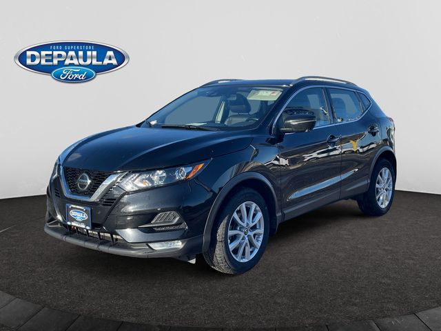 2022 Nissan Rogue Sport SV's photo