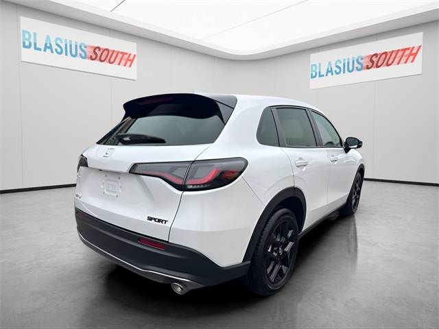 2025 Honda HR-V Sport photo 3