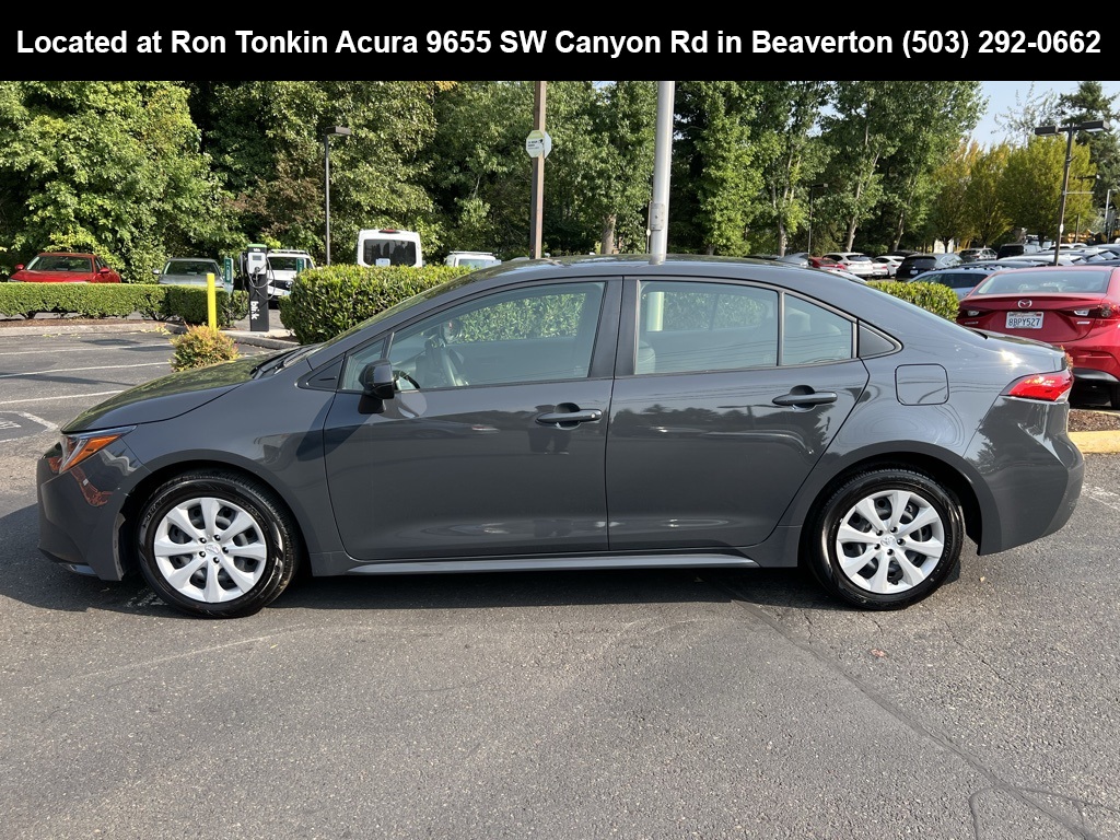 2023 Toyota Corolla LE photo 5