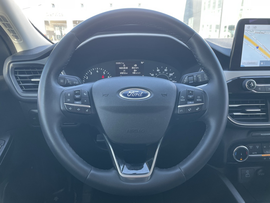 2022 Ford Escape SE photo 6
