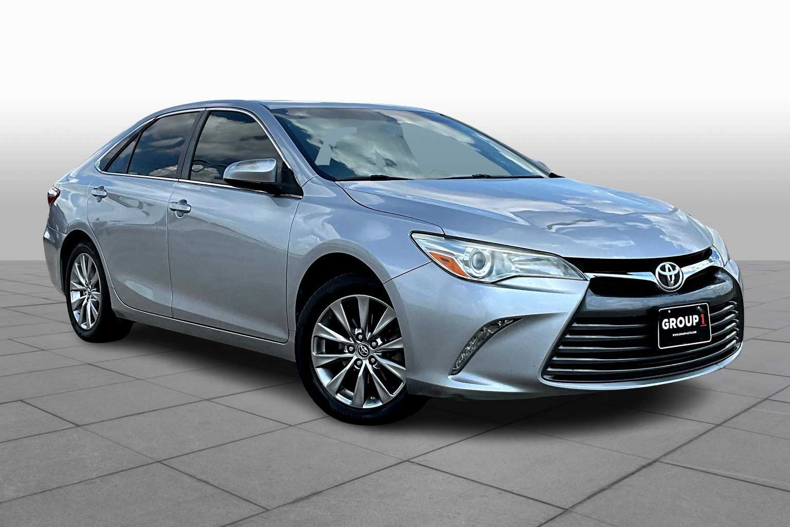 Used 2016 Toyota Camry XLE with VIN 4T1BF1FKXGU517679 for sale in Richmond, TX