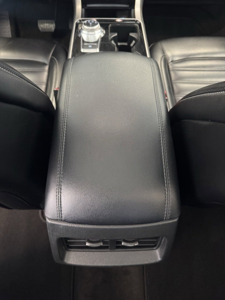 2020 Ford Edge SEL photo 17