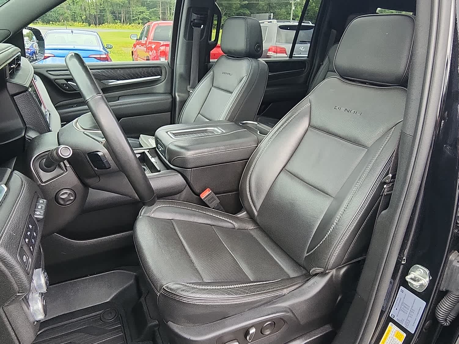 2023 Gmc Yukon XL Denali photo 12