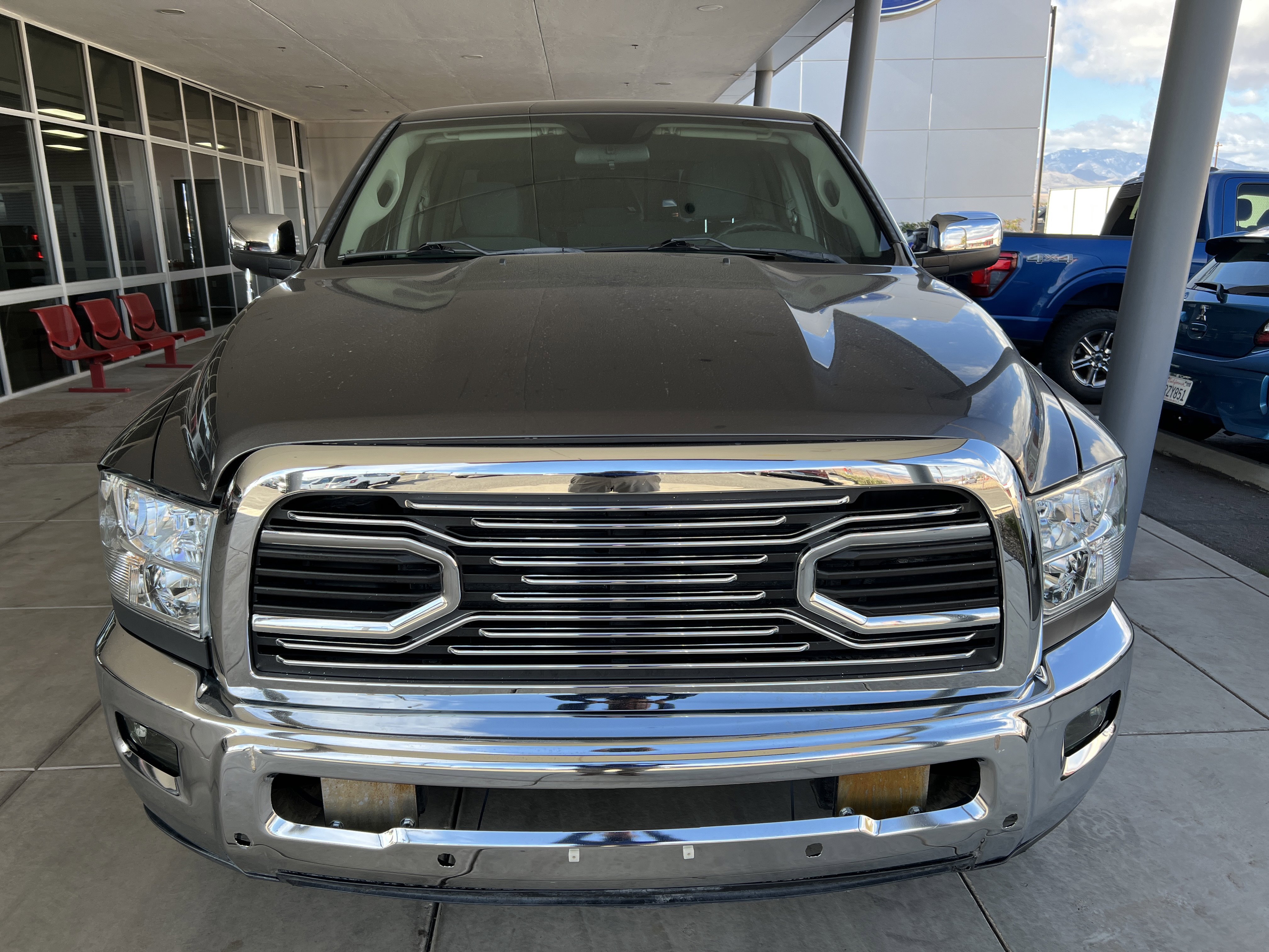 Used 2018 RAM Ram 1500 Pickup SLT with VIN 1C6RR6GG1JS126786 for sale in Thatcher, AZ