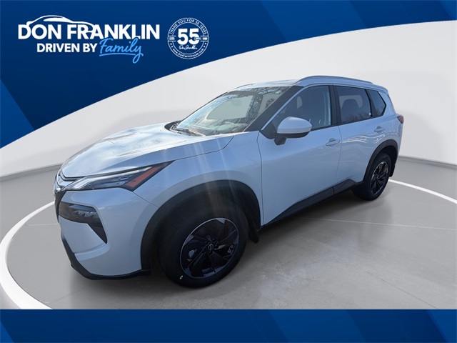 2026 Nissan Rogue SV's photo
