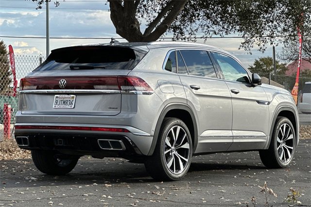 2024 Volkswagen Atlas Cross Sport SEL Premium R-Line photo 4