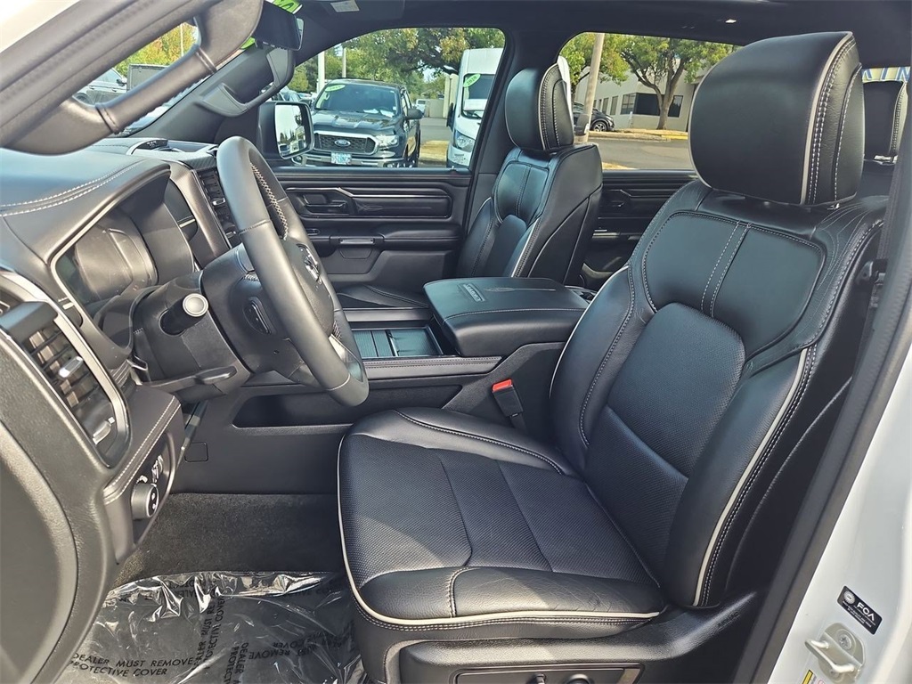 2023 Ram 1500 Limited photo 13