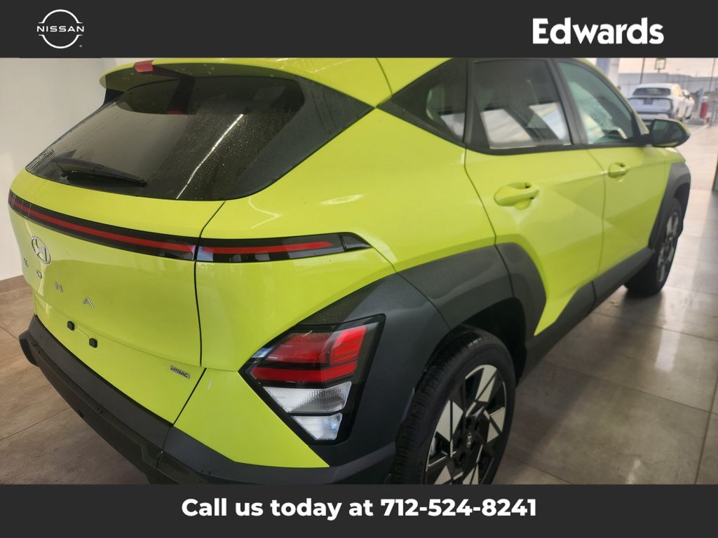 2024 Hyundai Kona SEL photo 7