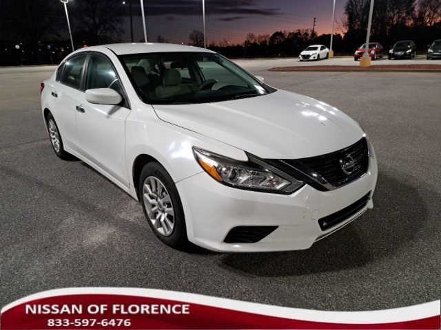 2017 Nissan Altima S's photo