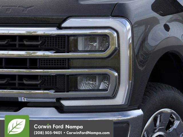 2025 Ford F-350 King Ranch photo 16