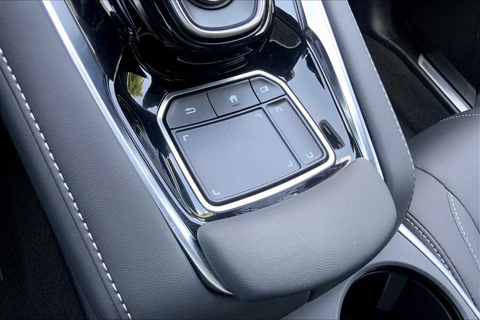 2025 Acura RDX photo 29