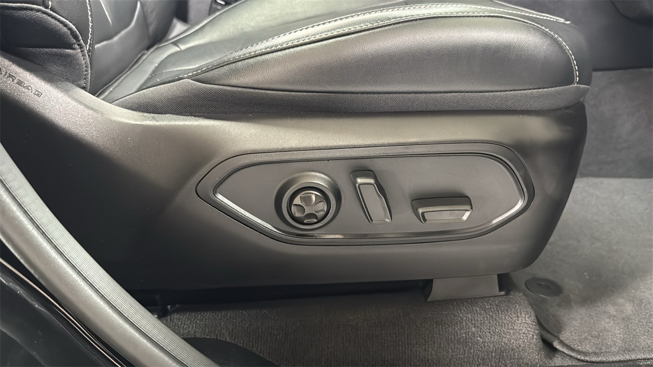 2022 Jeep Grand Cherokee Limited photo 20