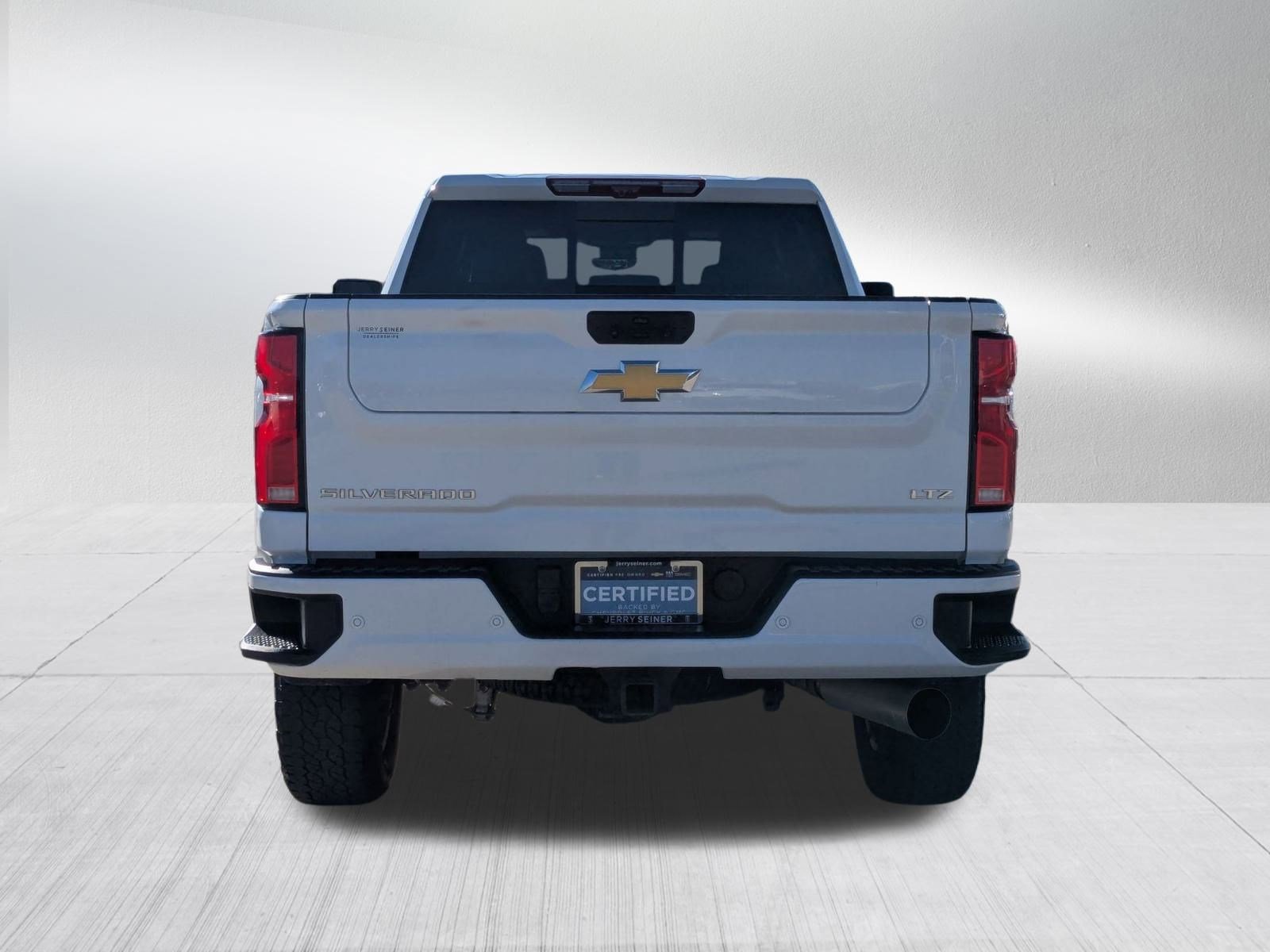 2025 Chevrolet Silverado 2500HD LTZ photo 4