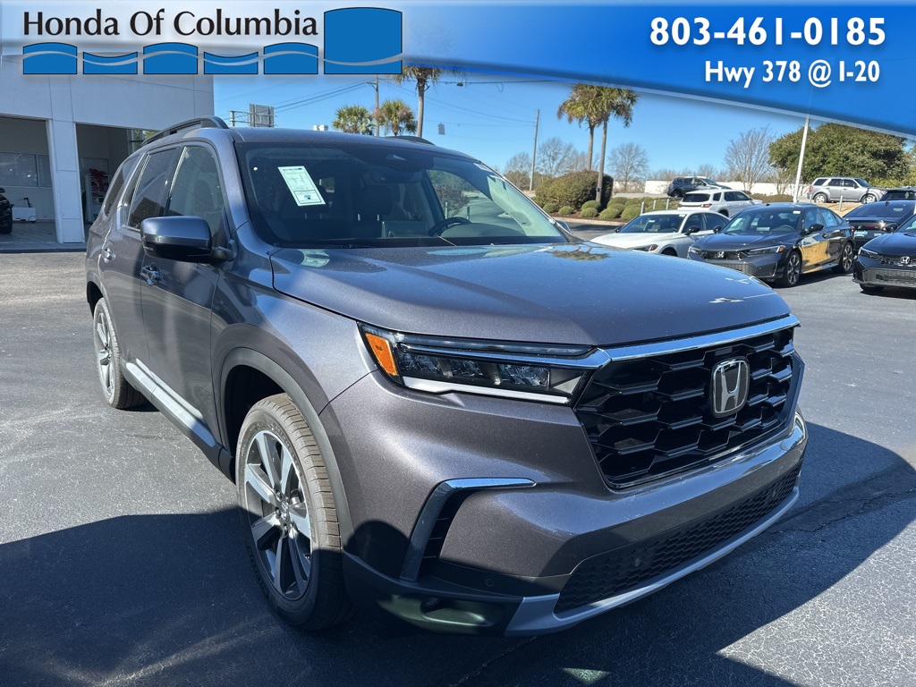 2025 Honda Pilot Touring's photo