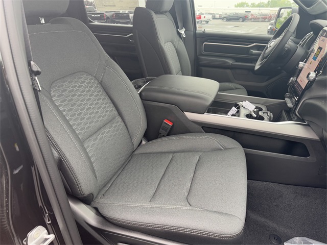 2025 Ram 1500 Big Horn photo 11