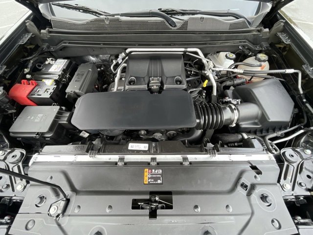 2024 Chevrolet Colorado LT photo 11