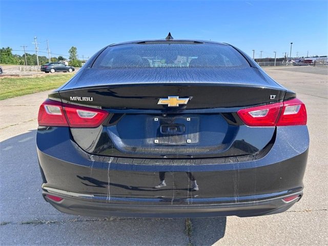 2023 Chevrolet Malibu 1LT photo 3