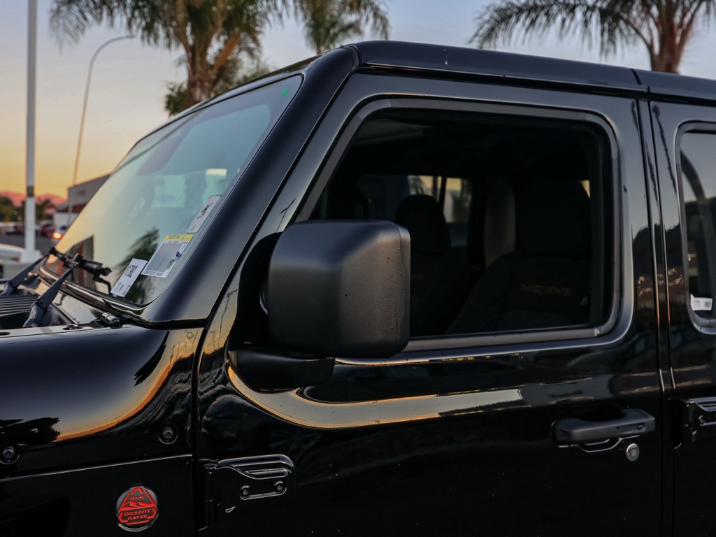New 2026 Black Clear-Coat Exterior Paint Jeep Mojave image 11