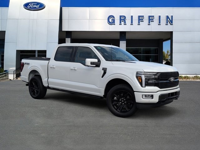2025 Ford F-150 Platinum's photo