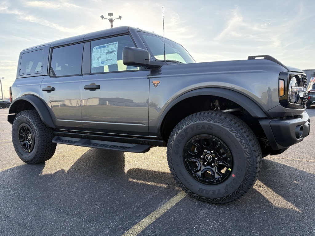 2025 Ford Bronco Badlands photo 4