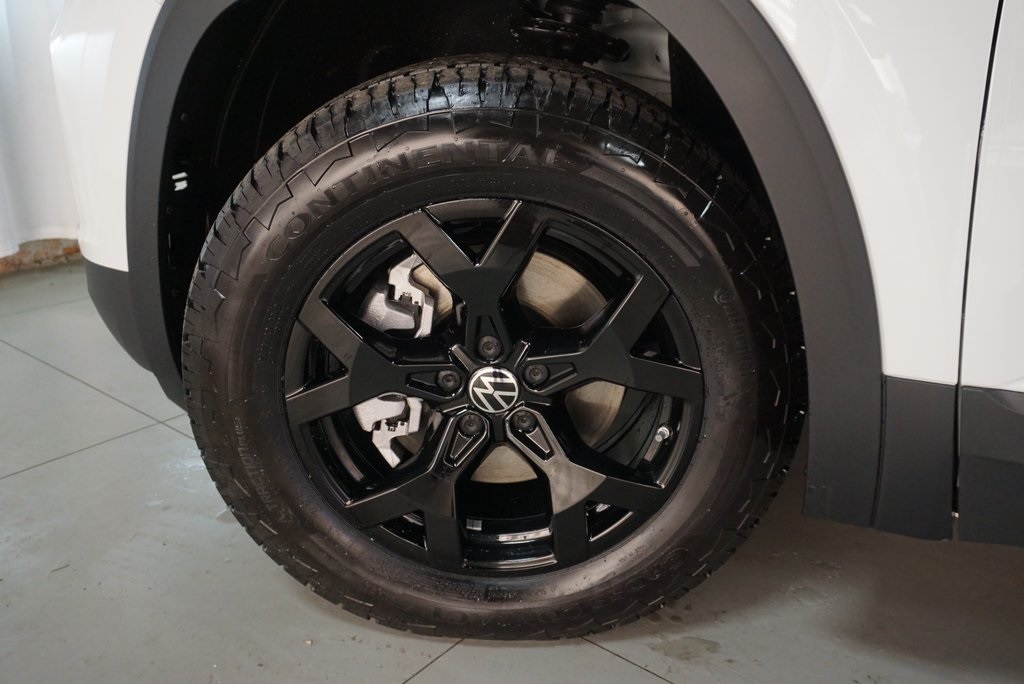 2025 Volkswagen Atlas Peak Edition SE photo 35