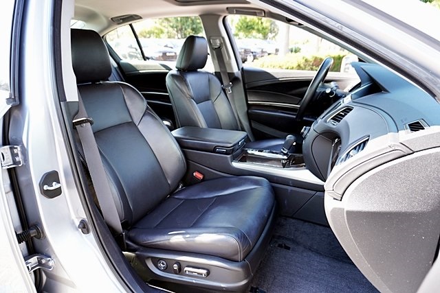 2017 Acura RLX Technology photo 11