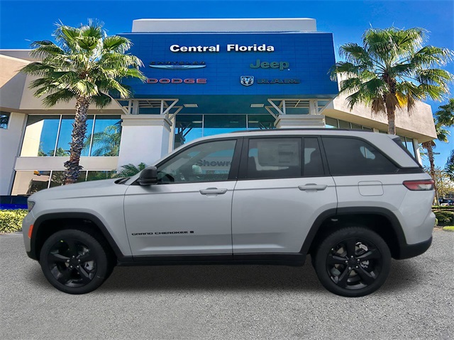 2025 Jeep Grand Cherokee Limited photo 4