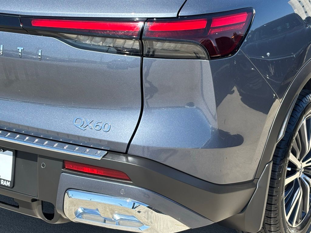 2022 Infiniti QX60 Sensory photo 4