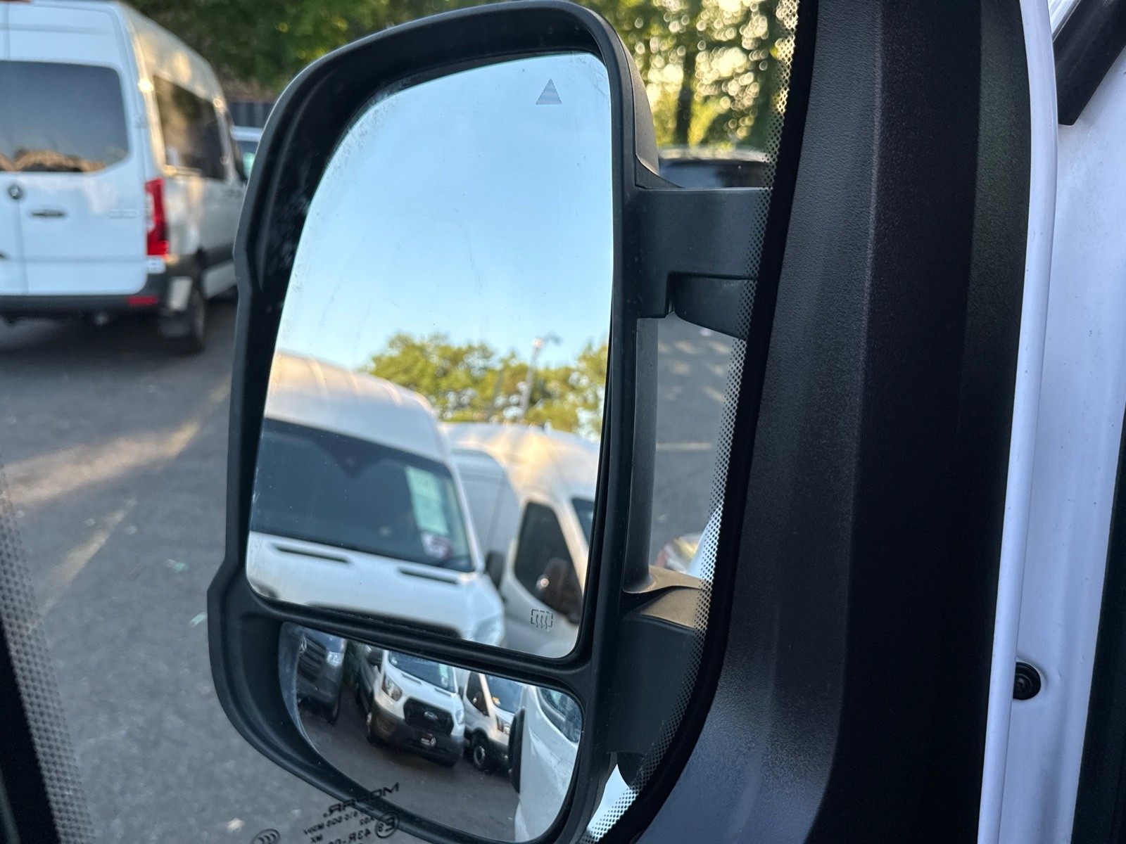 2023 Ram 3500 photo 35