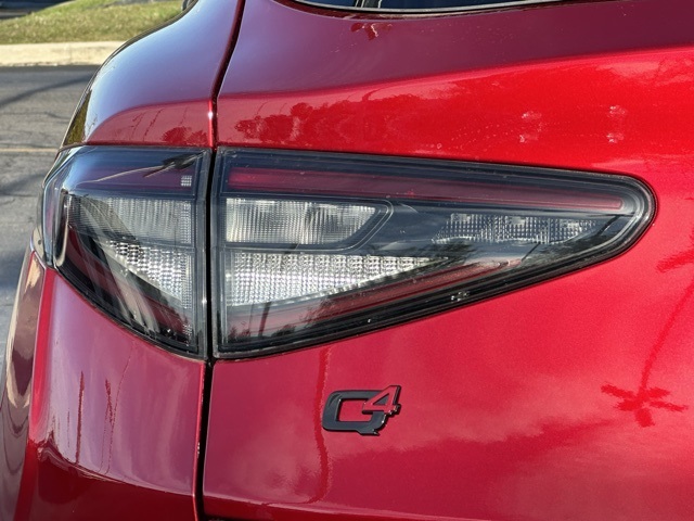 2024 Alfa Romeo Stelvio Quadrifoglio photo 4