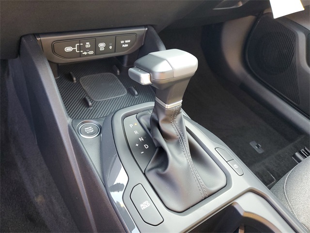 2025 Kia K4 EX photo 19