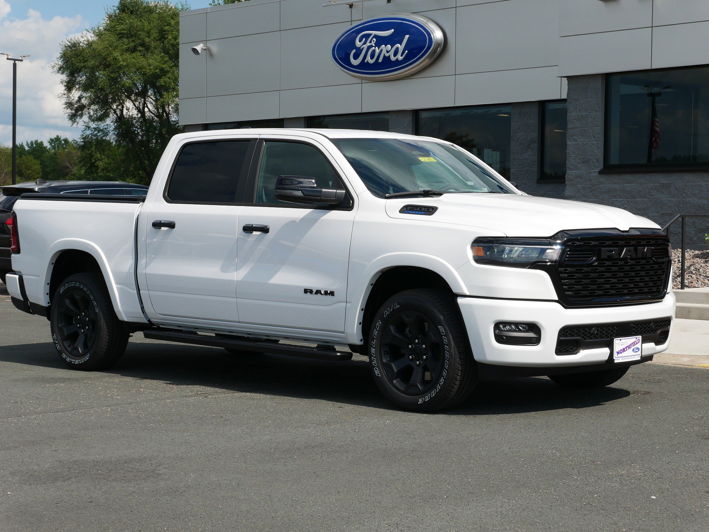 2025 Ram 1500 Big Horn photo 2