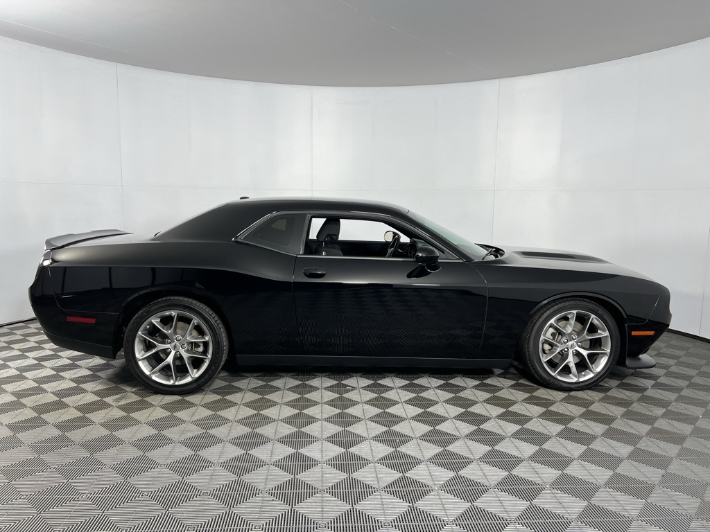2023 Dodge Challenger GT photo 3
