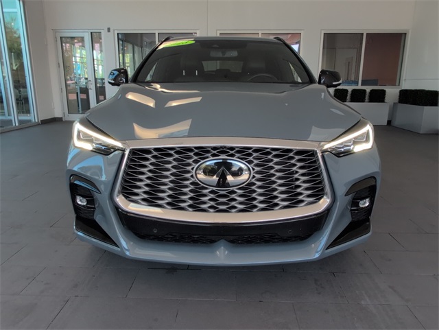 2023 Infiniti QX55 Essential photo 3