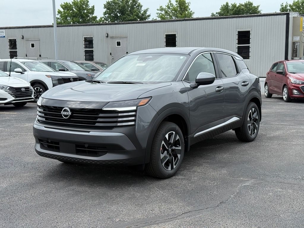 2025 Nissan Kicks SV photo 2