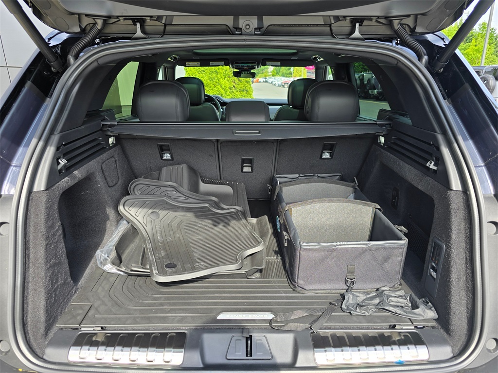 2025 Land Rover Range Rover Sport SE photo 24