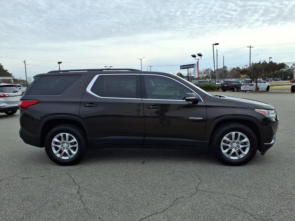 2019 Chevrolet Traverse Cloth 1LT photo 3