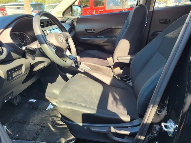 2024 Nissan Kicks S photo 2