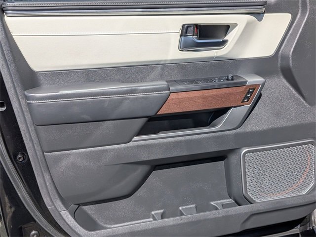 2025 Toyota Sequoia SR5 photo 10